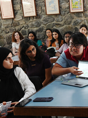 IMUCP students during a session