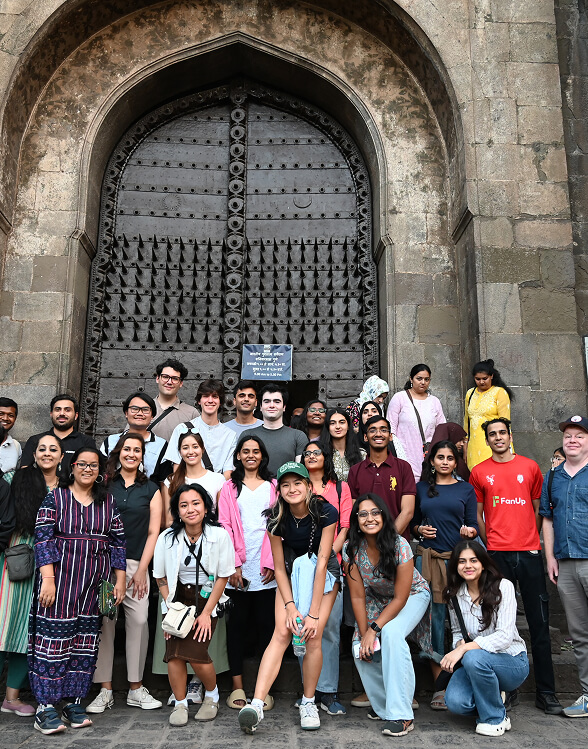 Group of IMUCP students on cultural visit
